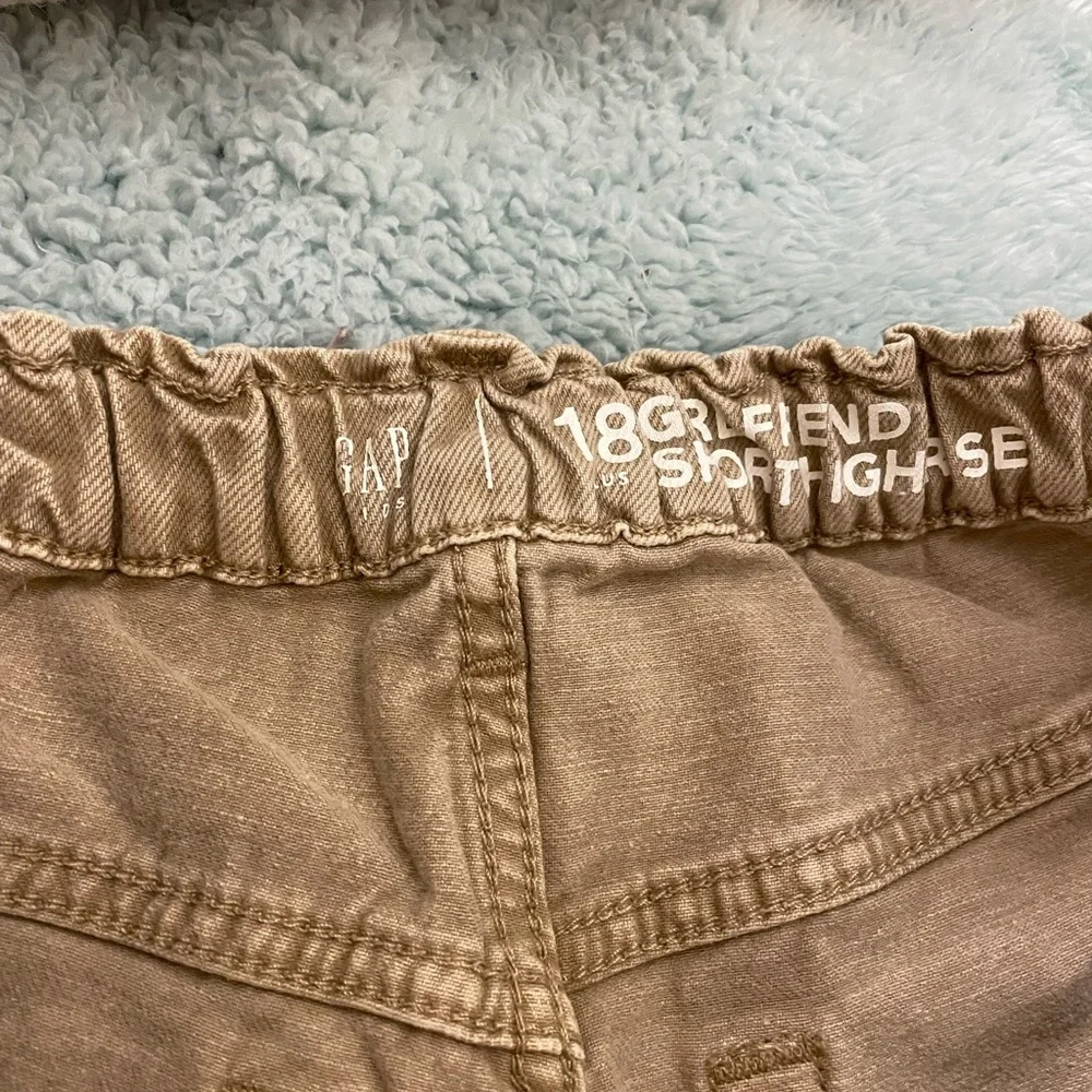 EUC Gap Kids Girlfriend High Rise Shorts